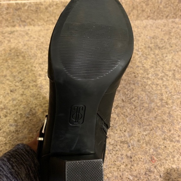 SOLD - Picture 7 of 9